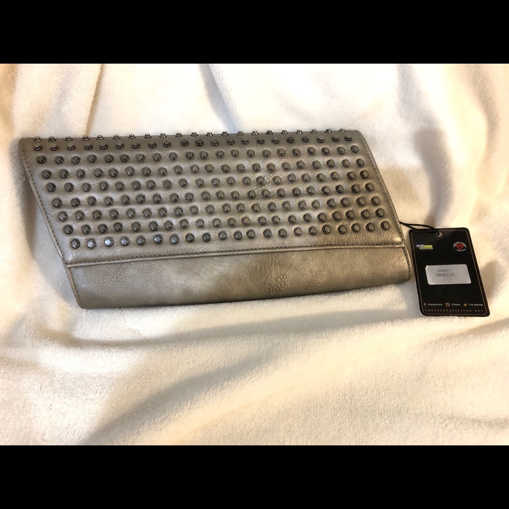 SOLD!!! Urban Expressions Vegan Leather Clutch